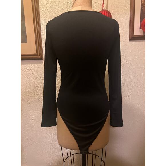 Solid Black Ribbed Contrast Long Sleeve Crewneck Bodysuit NWT Size L - Picture 4 of 7